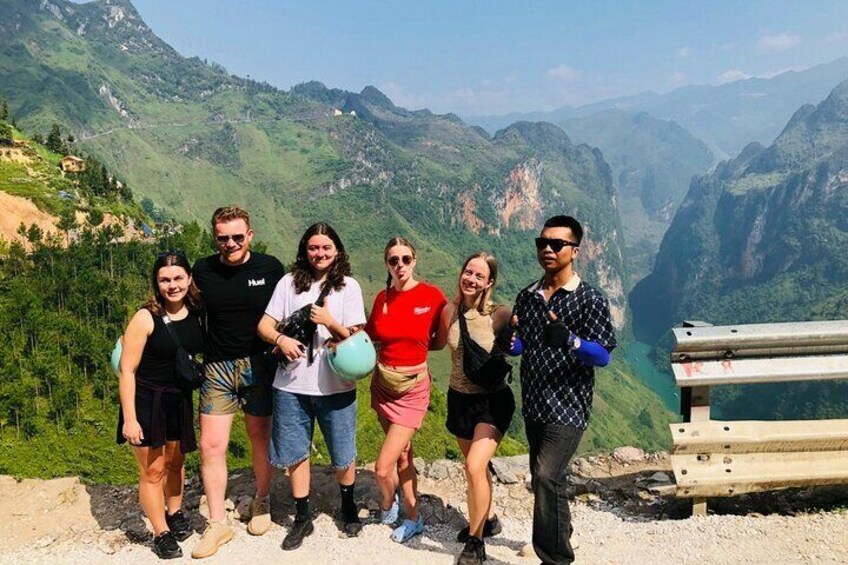 Ha Giang Loop 2 days 1 night with easy Rider