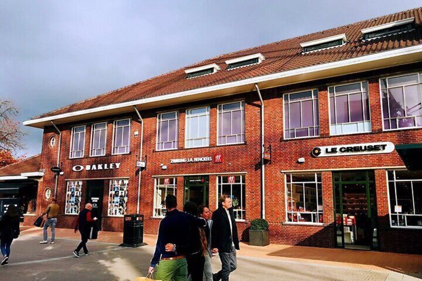 Shopping Trip to Roermond Outlet with Discount Voucher