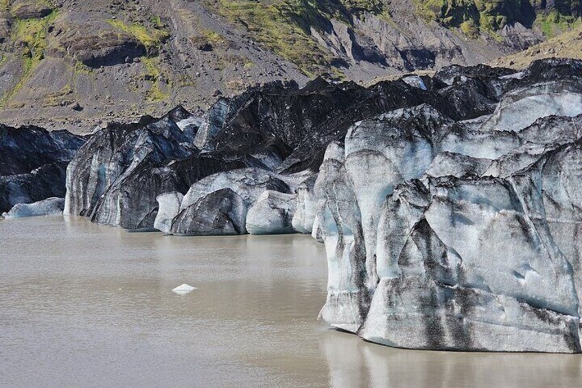 South Coast Day Tour with Horse Riding at Black Sand Shores