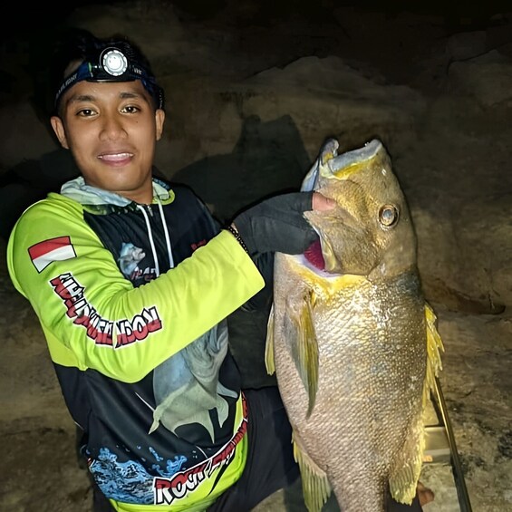 Afternoon Rock Fishing Gunung Kidul 9 hours
