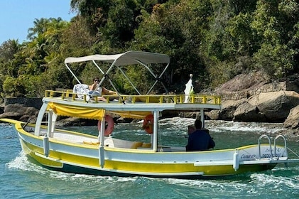 Tour of Paraty Islands and Beaches