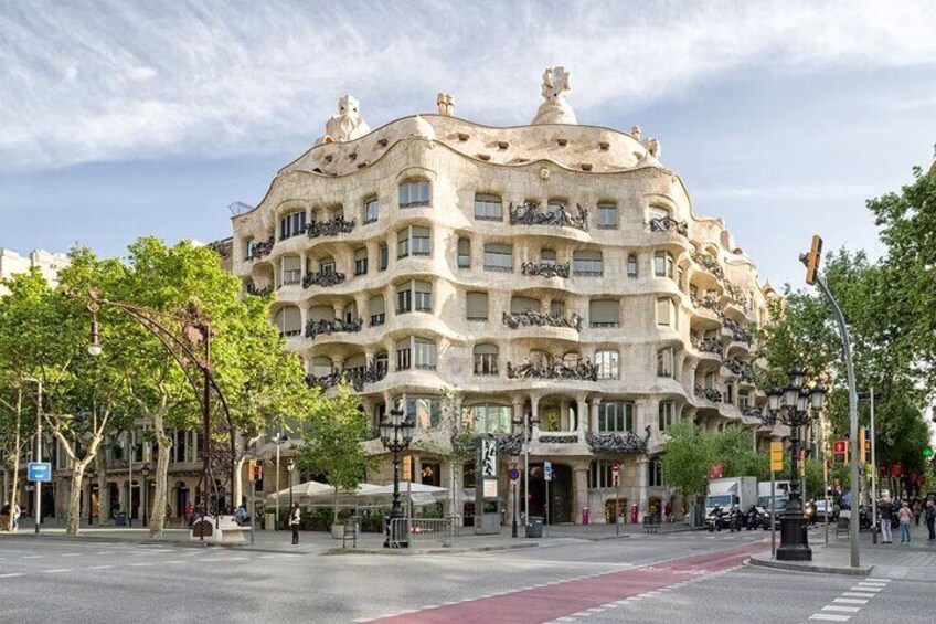 Barcelona La Pedrera Entry Ticket