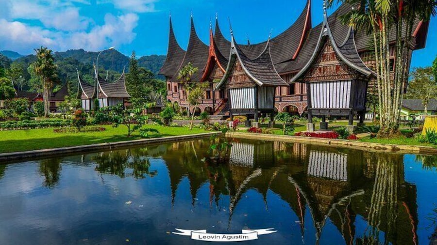 4 Days 3 Nights Private Tour in West Sumatra
