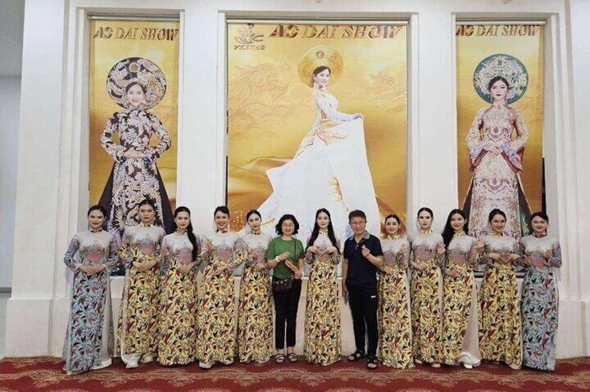 Exploring Ao Dai Show in Da Nang City