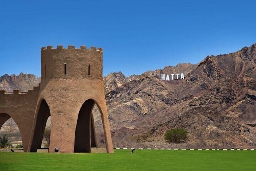 Hatta Mountain Tour Discover Mountains and Lakes