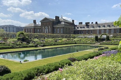 Kensington Gardens Self-Guided Tour for Kids and Families