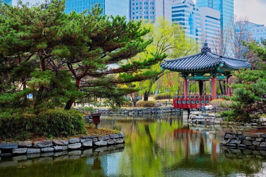 K-Culture Adventure in Seoul Self-Guided Walking Tour 