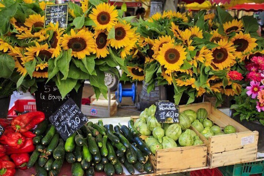 Provencal Market and Wine Tasting Full Day Shared Tour from Nice