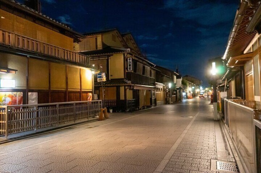 Osaka: Kyoto Scenic Day & Night Bus Tour with dinner (Kobe Beef)