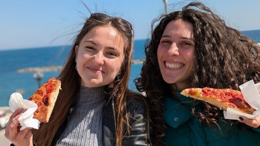 Bari Street Food Tour with Wine Tasting and Historic Sights