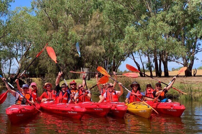 4 Hours Swan Valley Kayak, Wine & Dine Experience