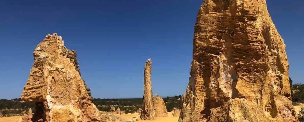 From Perth: Pinnacles Tour, Early Start, Avoid Crowds & Heat