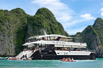 Phuket : Croisière de luxe au coucher du soleil sur l'île de James Bond