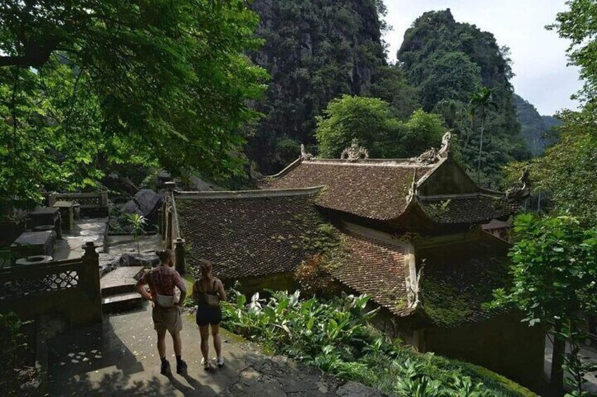 Discover Ninh Binh by Jeep: A Scenic Adventure to Hidden Gems