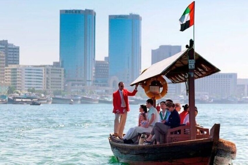 Discover Dubai Sites & Dubai Mall on half day City Tour