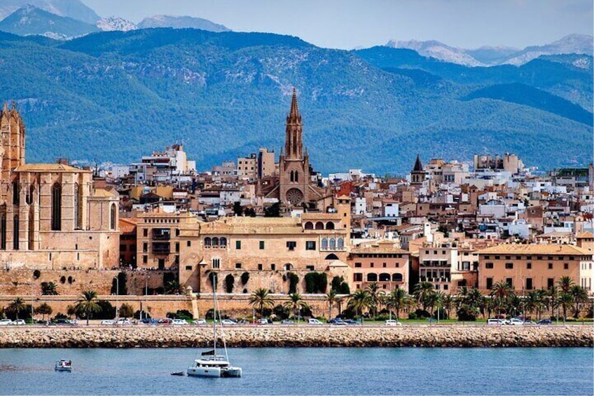 Palma de Mallorca Walking Tour with Local Food Tastings
