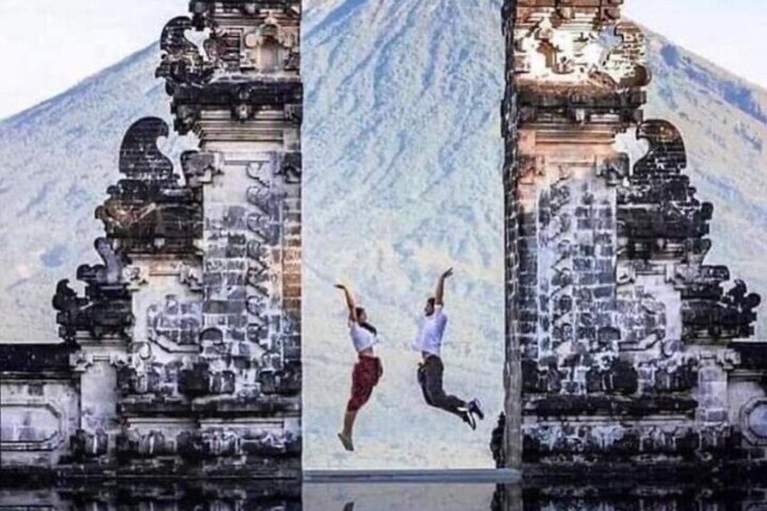 Bali Lempuyang Temple, Water Palace, and Waterfall Tour