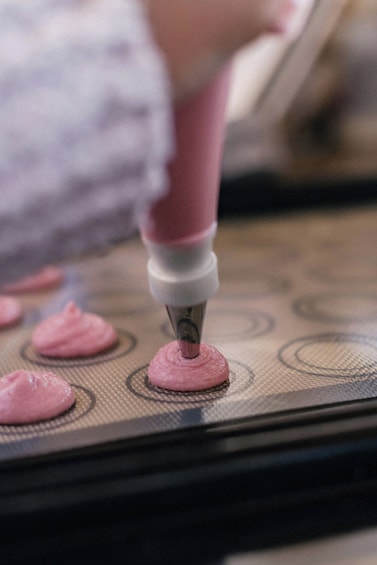 Behind the Scenes Macaron Baking Class in Paris