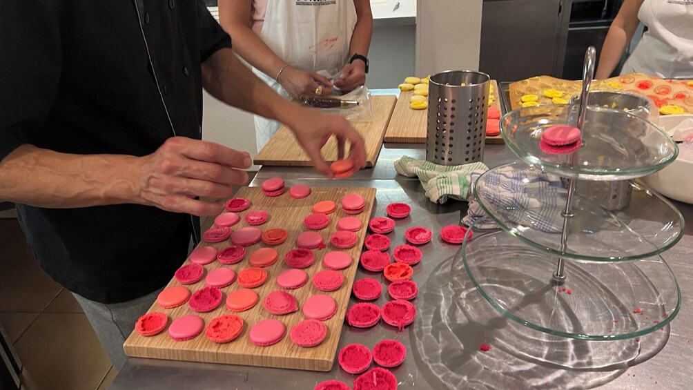 Behind the Scenes Macaron Baking Class in Paris