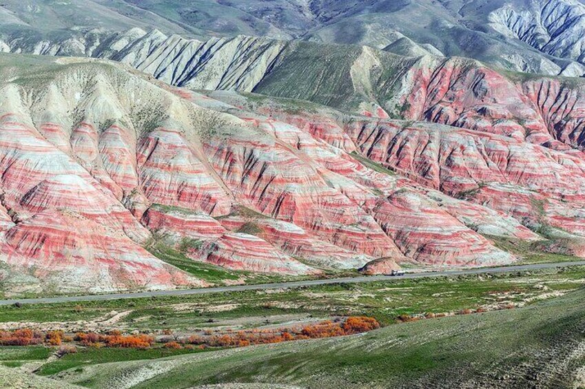 Shared Guba Candy Cane Mountains Tour 