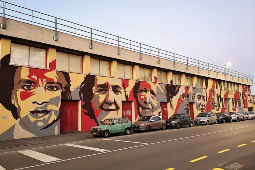 Open Air Museum and Street Art Tour of Ortica in Milan