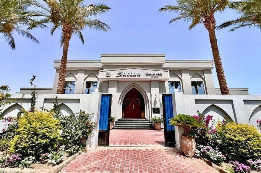 Shared Cleopatra Plus Spa Experience in Hurghada with Transfers 