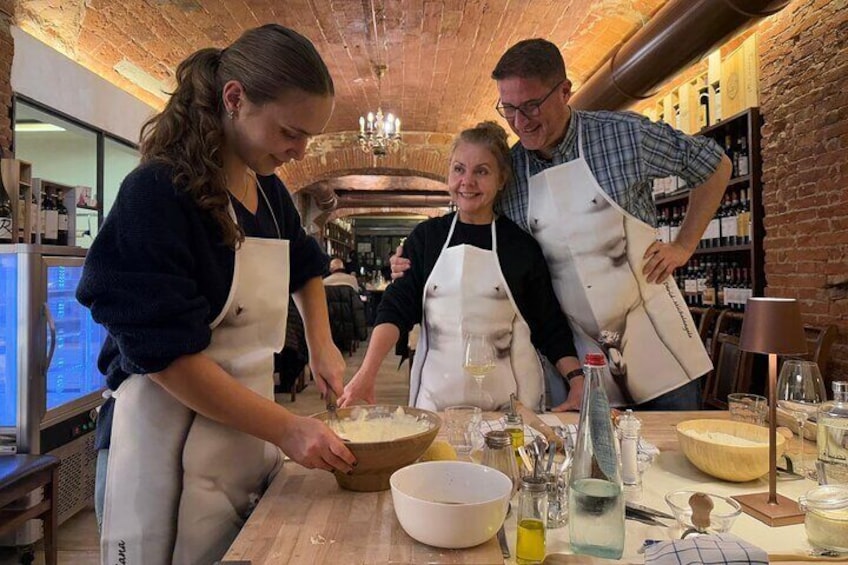 Florence Pasta and Tiramisu Cooking Class with Endless Wine