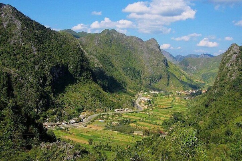 Ha Giang Loop Tour 4D and 3N Easy Rider