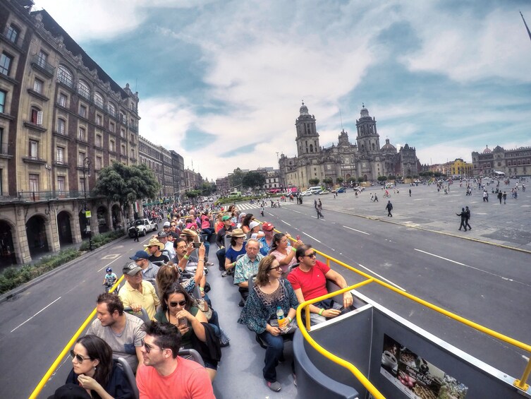 Turibus Hop-on Hop-off City Tour Mexico City