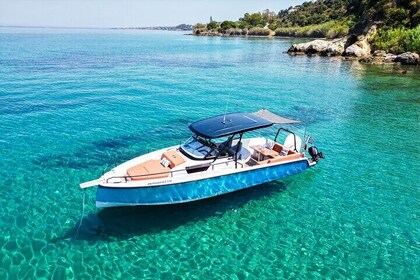 All inclusive VIP Zakynthos Boat Tour to Shipwreck & Blue Caves