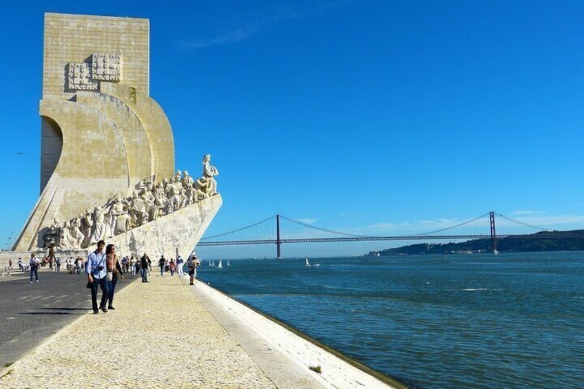 Private Wine Tasting and Lisbon Tour with lunch