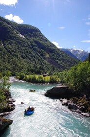 Jostedal: Elvepurka Rafting Trip