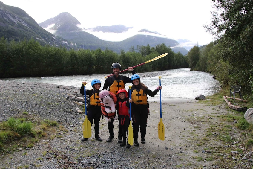 Jostedal: Little Piggies Rafting Trip