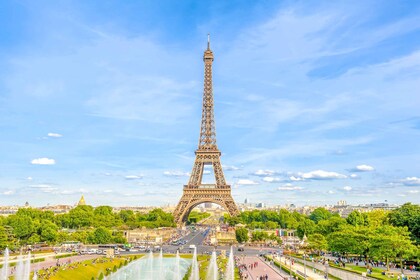 Paris: Adgang til Eiffeltårnets 2. etage: Paris: Adgang til Eiffeltårnets 2...