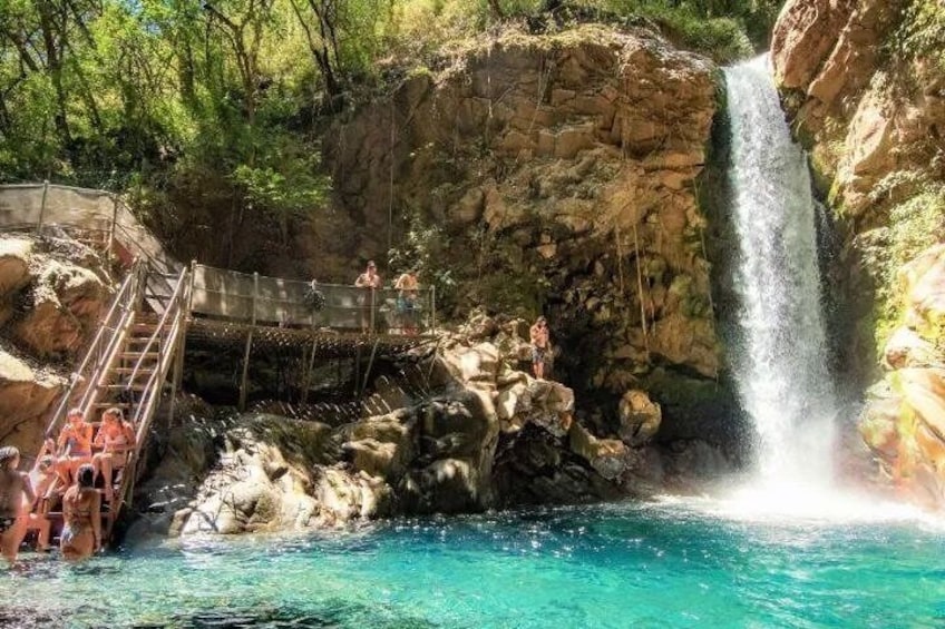 Private Tour to Waterfall and Hotsprings in Rincon de La Vieja