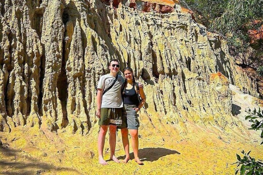 Mui Ne's Majestic Sand Dunes: Jeep Exploration with Local Guide
