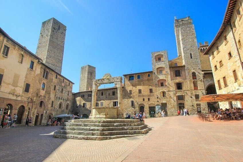 Siena and San Gimignano Private Tour with Wine Tasting