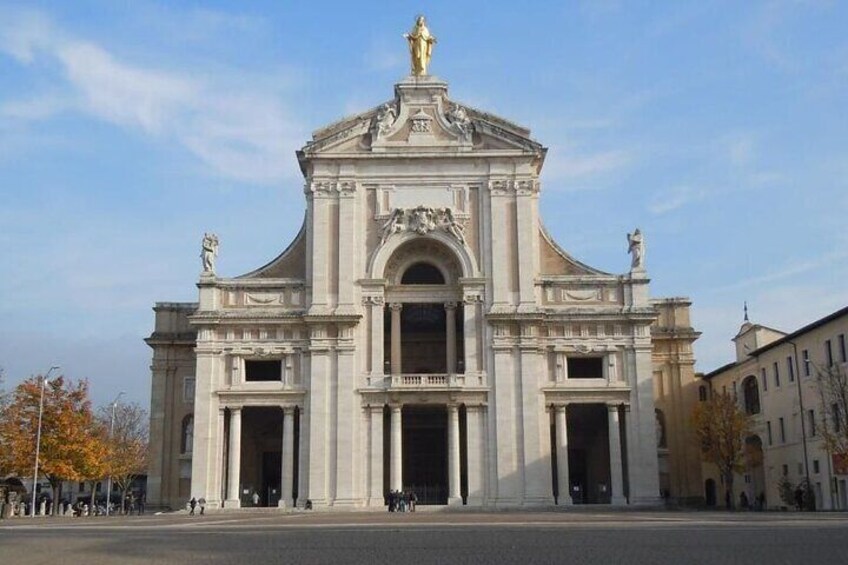 Assisi Cascia private tour, Basilica of St. Francis and St. Rita