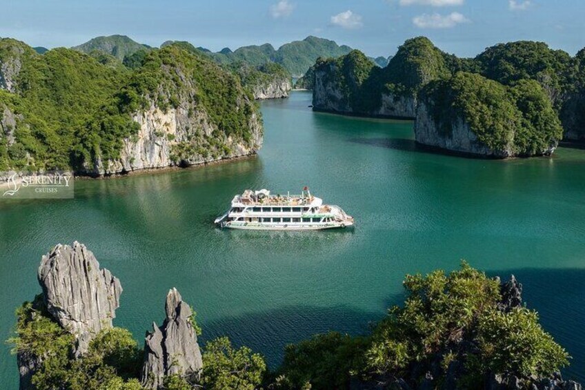 From Hanoi: Luxury Cruise explore Lan Ha Bay & Viet Hai Village 