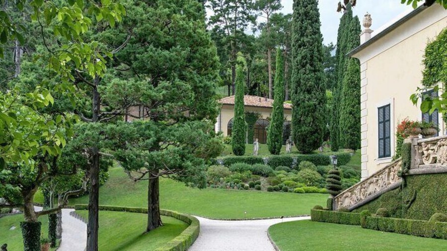 Lake Como Villa Del Balbianello with Public Boat