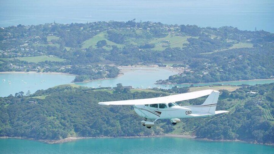 The stunning Waiheke Island!