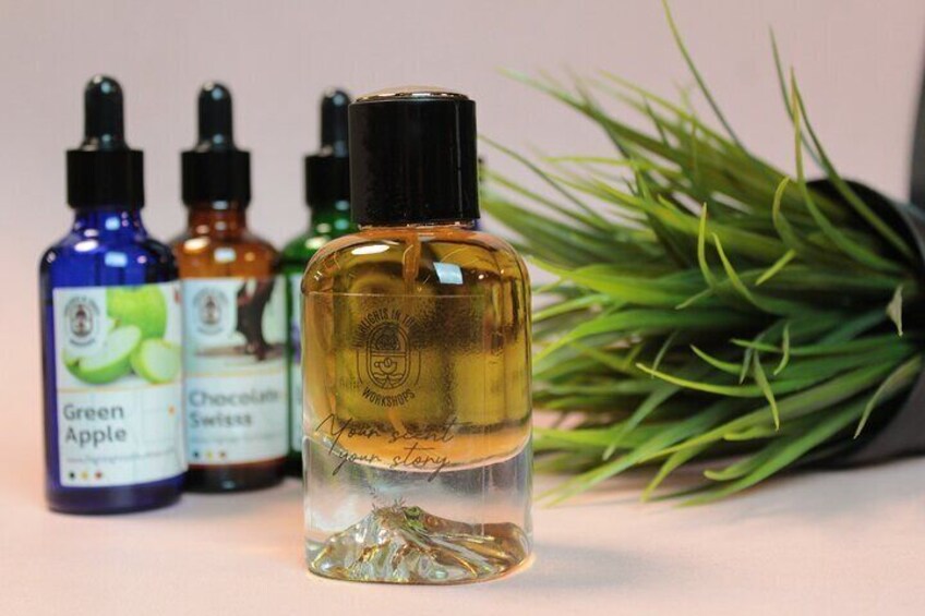 Istanbul Perfume Workshop with a Professional & Bosphorus