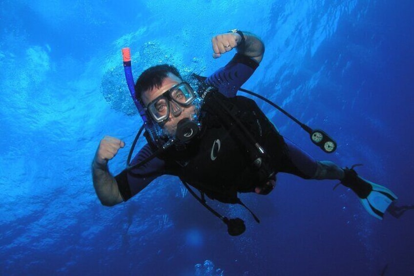 Beginner scuba class