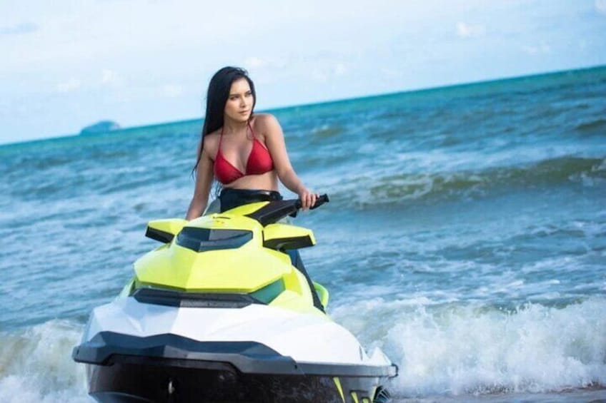 Dubai Jet Ski Adventure 30 Minute or 1 Hour Experience