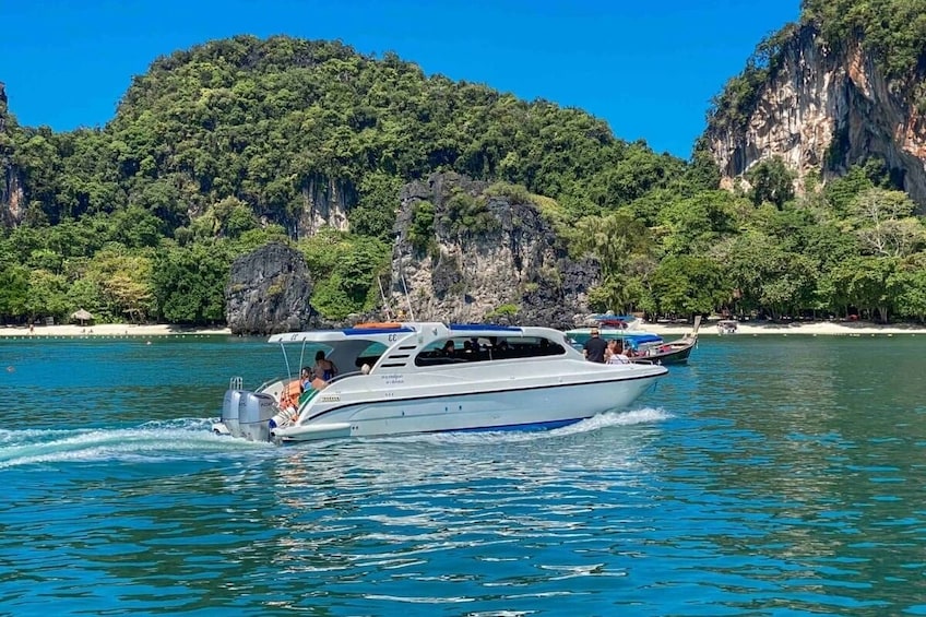 Hong Island by Long Tail Boat: Swim, Snorkel, Relax