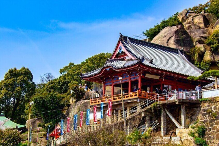 1 Day Tour Onomichi Temples Exploration and Saijo Sake Tasting