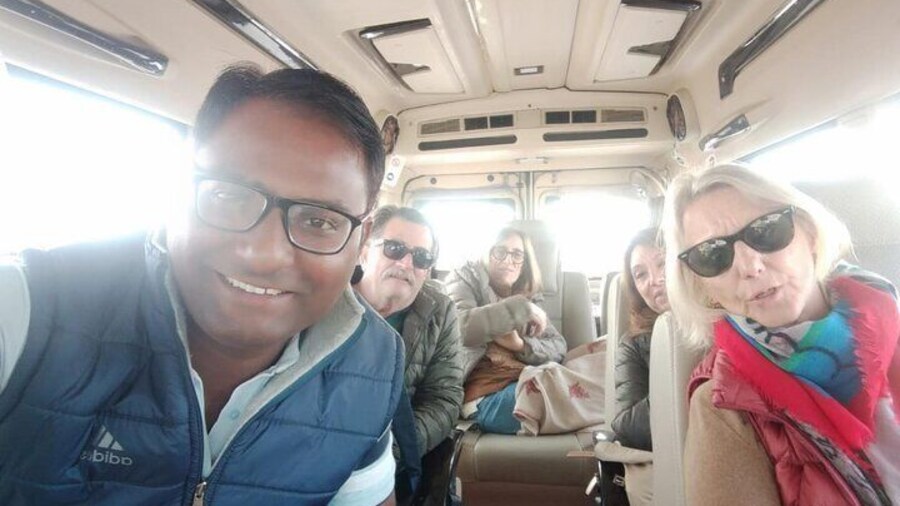 Private Udaipur City Tour With a Professional Guide and Chauffeur
