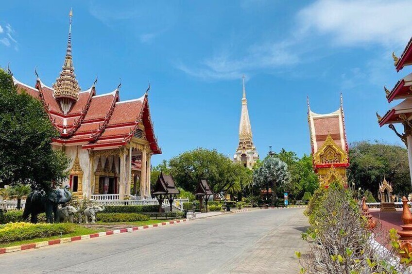Phuket Half Day Private Luxury Transport
