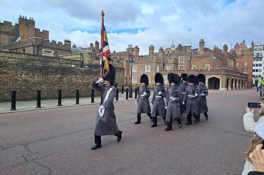 January Special London Twenty Sights One Tour