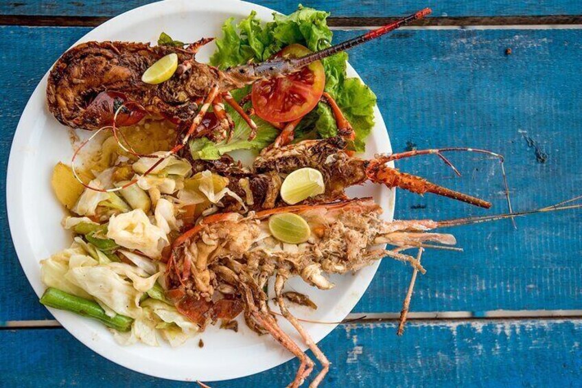 Private Romantic Sunset and Dinner Cruise With Live Music